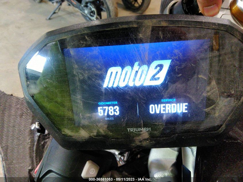 2021 TRIUMPH MOTORCYCLE DAYTONA MOTO2 765 - SMTA204K3MJAC8692