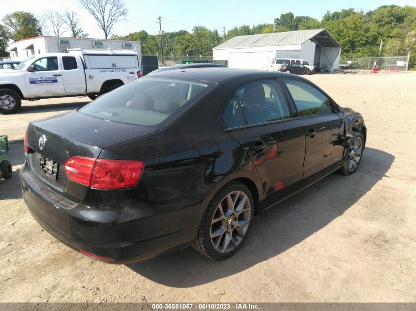 2013 VOLKSWAGEN JETTA SEDAN S - 3VW2K7AJXDM361545