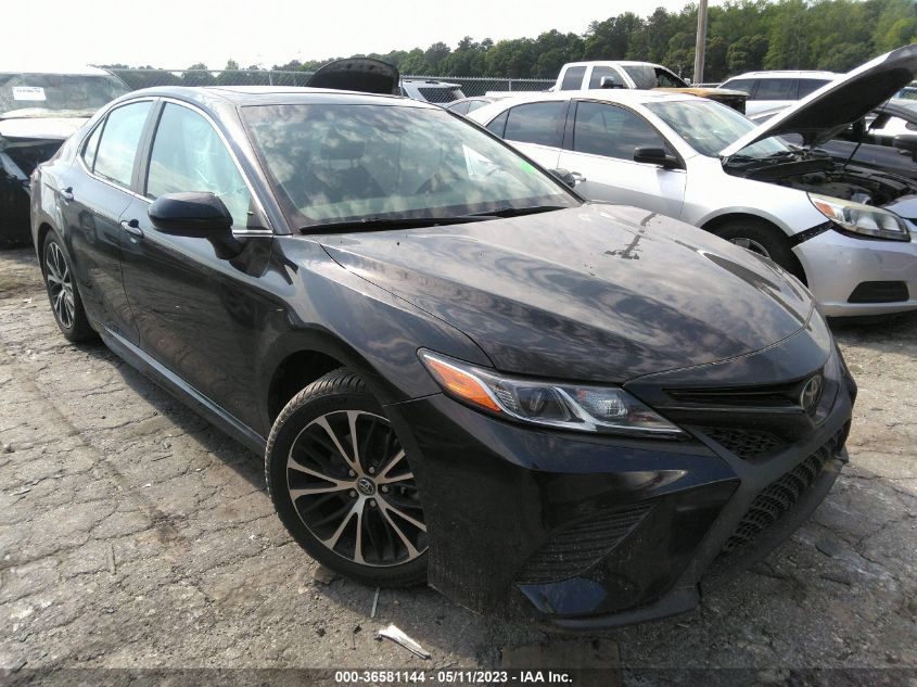 2018 TOYOTA CAMRY LE/SE/XLE/L - 4T1B11HKXJU668377