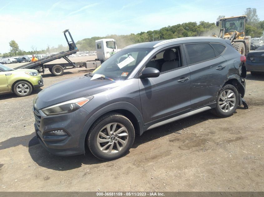 2017 HYUNDAI TUCSON SE - KM8J3CA46HU575198