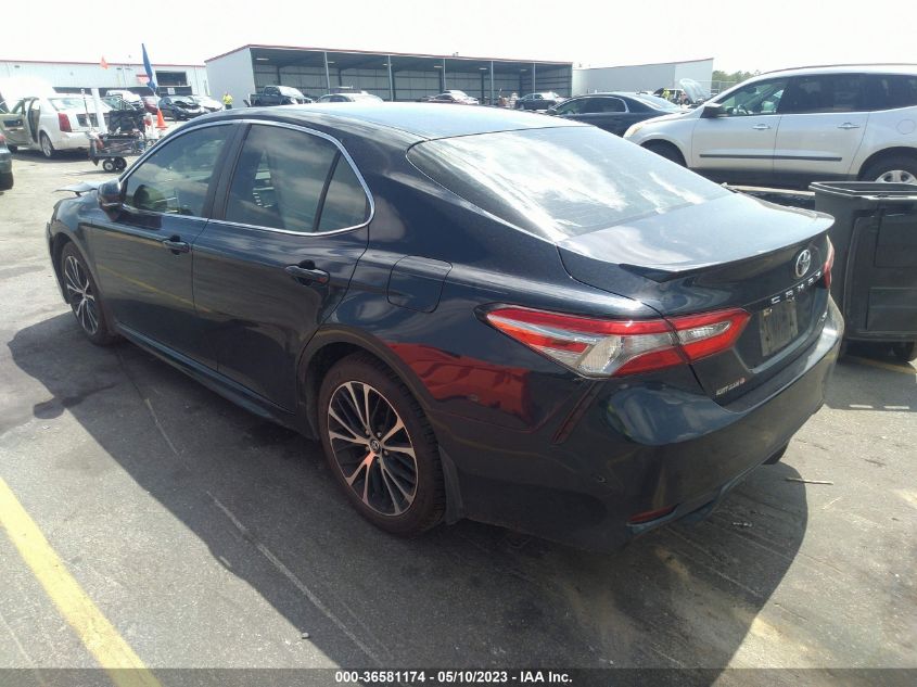 2018 TOYOTA CAMRY SE - 4T1B11HK1JU663777