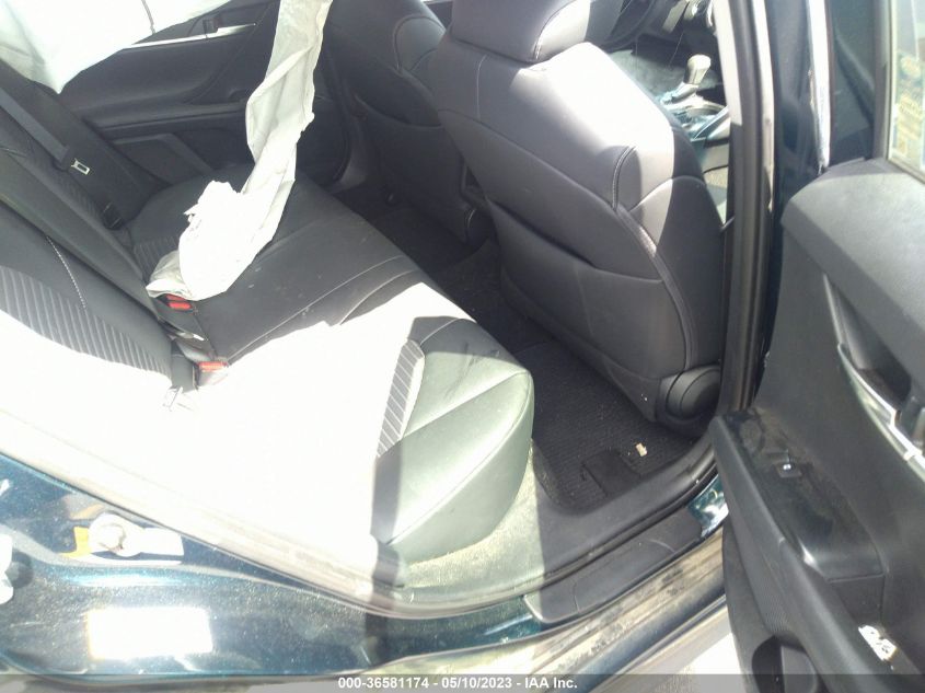 2018 TOYOTA CAMRY SE - 4T1B11HK1JU663777