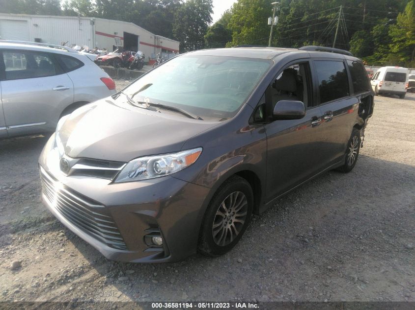 2020 TOYOTA SIENNA XLE - 5TDYZ3DC9LS087395