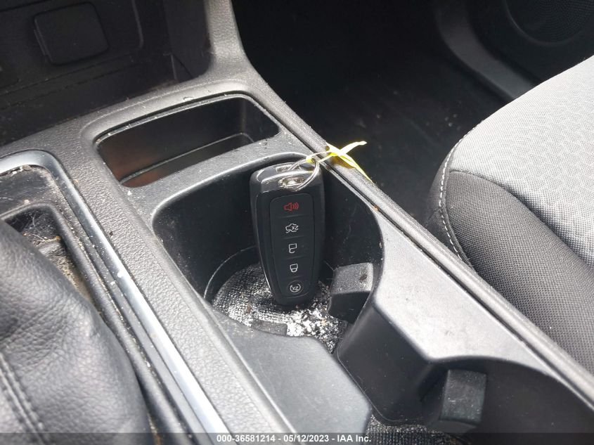 2019 FORD ESCAPE SE - 1FMCU0GD8KUA34088