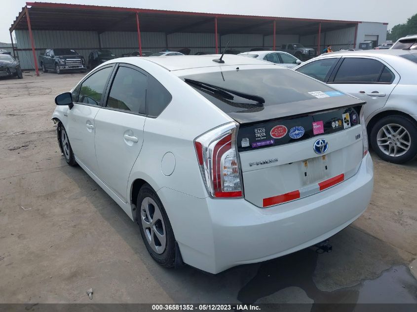 2015 TOYOTA PRIUS FOUR - JTDKN3DU2F1939985