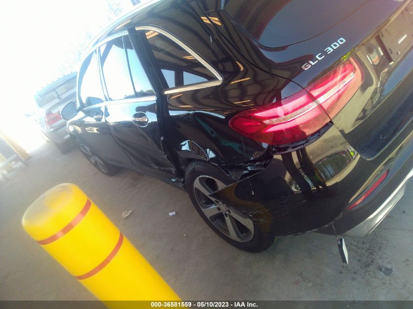 2017 MERCEDES-BENZ GLC GLC 300 - WDC0G4KB8HF158090