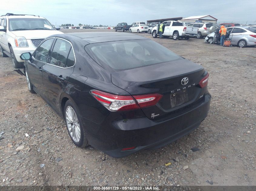 2018 TOYOTA CAMRY LE/SE/XLE/L - 4T1B11HK3JU056067