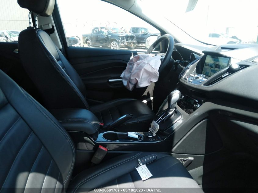 2016 FORD ESCAPE TITANIUM - 1FMCU9J9XGUC91415