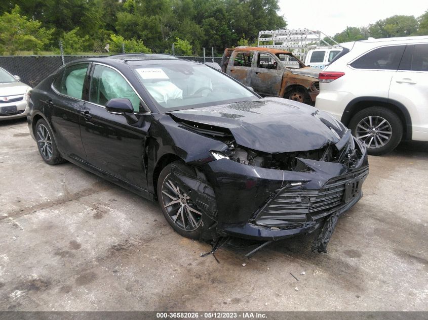 2022 TOYOTA CAMRY HYBRID XLE - 4T1F31AK0NU573869