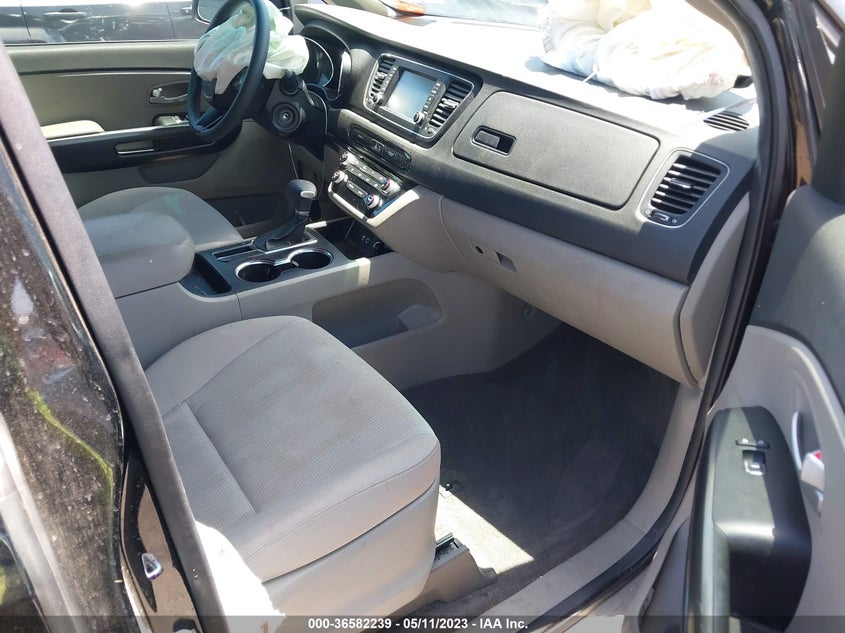 VIN KNDMB5C16L6658159 2020 KIA SEDONA LX