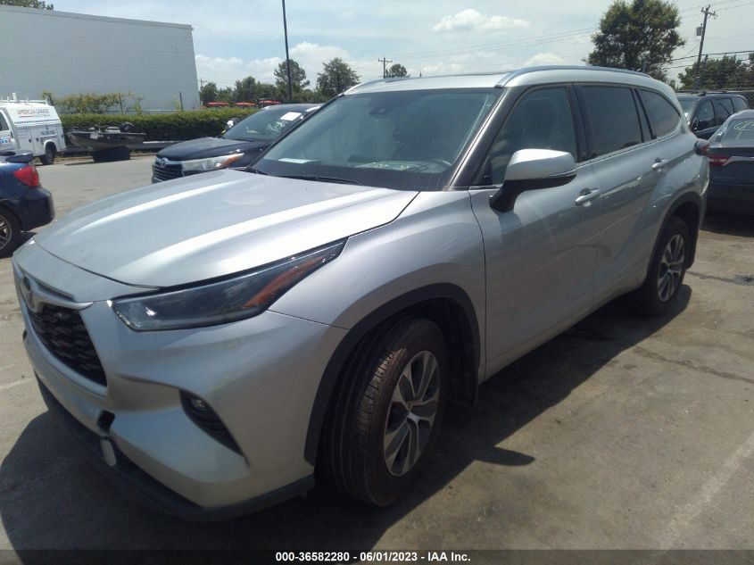 2021 TOYOTA HIGHLANDER XLE - 5TDGZRBH5MS155089