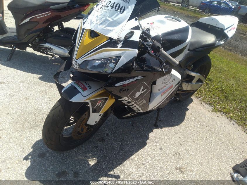 2006 HONDA CBR600 RR - JH2PC37186M300612