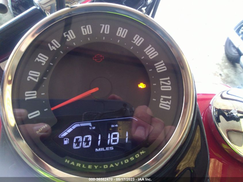 2022 HARLEY-DAVIDSON FLHCS - 1HD1YBK19NB044958