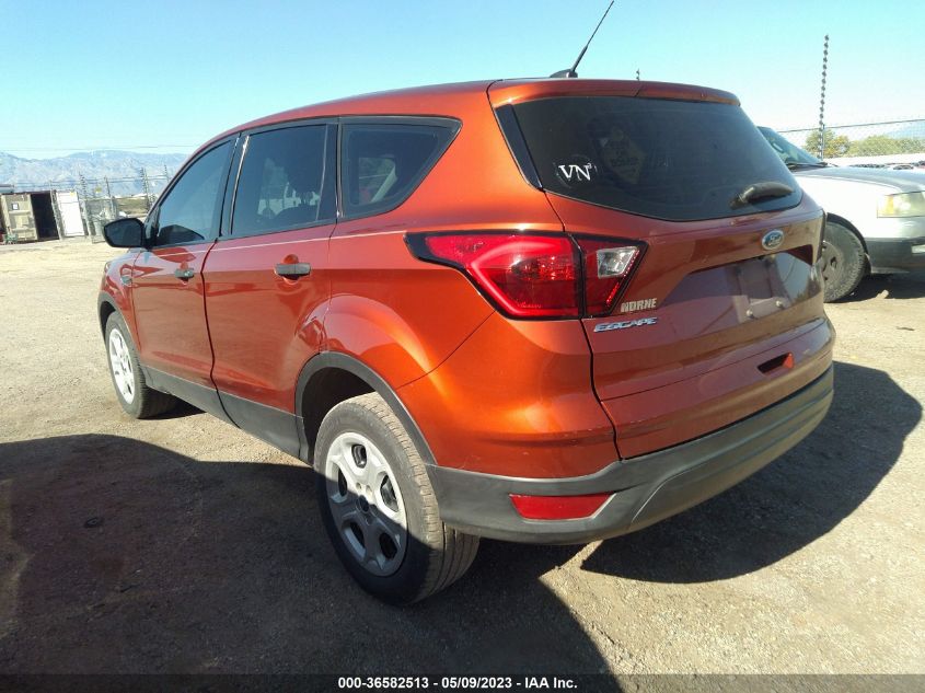 2019 FORD ESCAPE S - 1FMCU0F71KUA47504