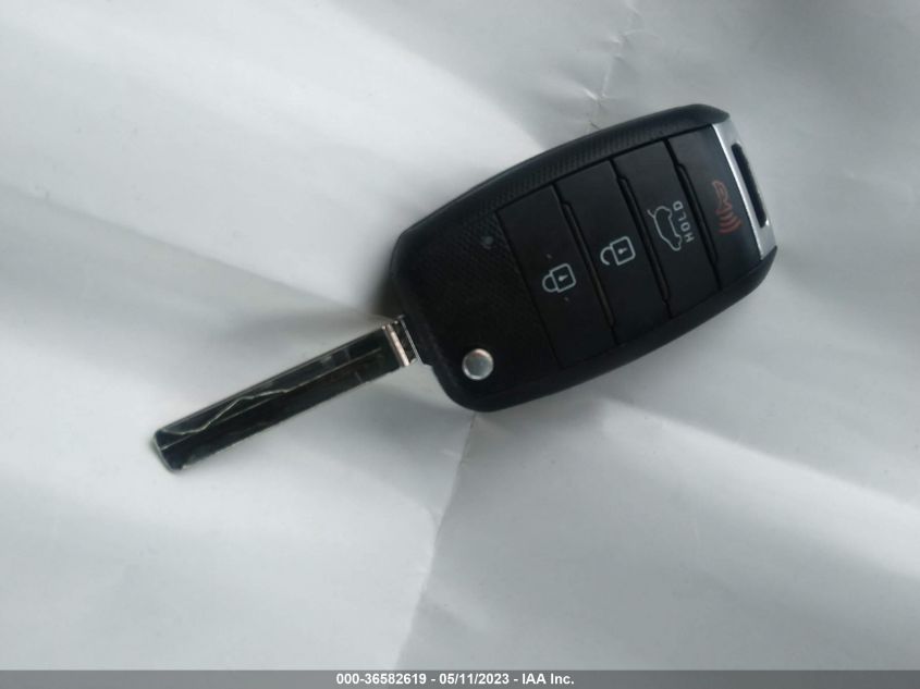 2014 KIA SOUL + - KNDJP3A51E7711409