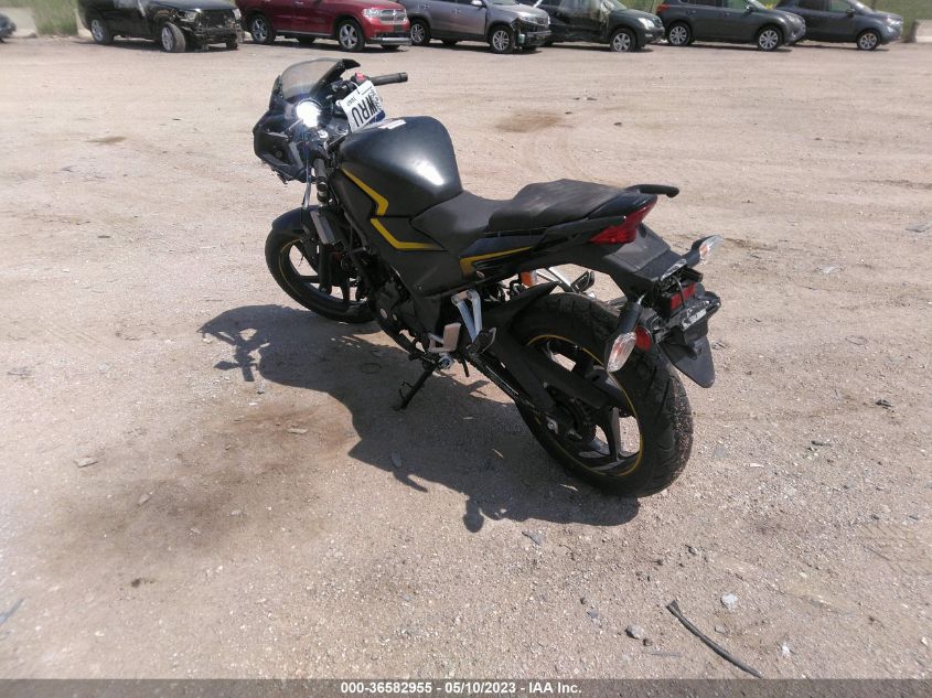 2015 HONDA CBR300 R MLHNC5101F5101128