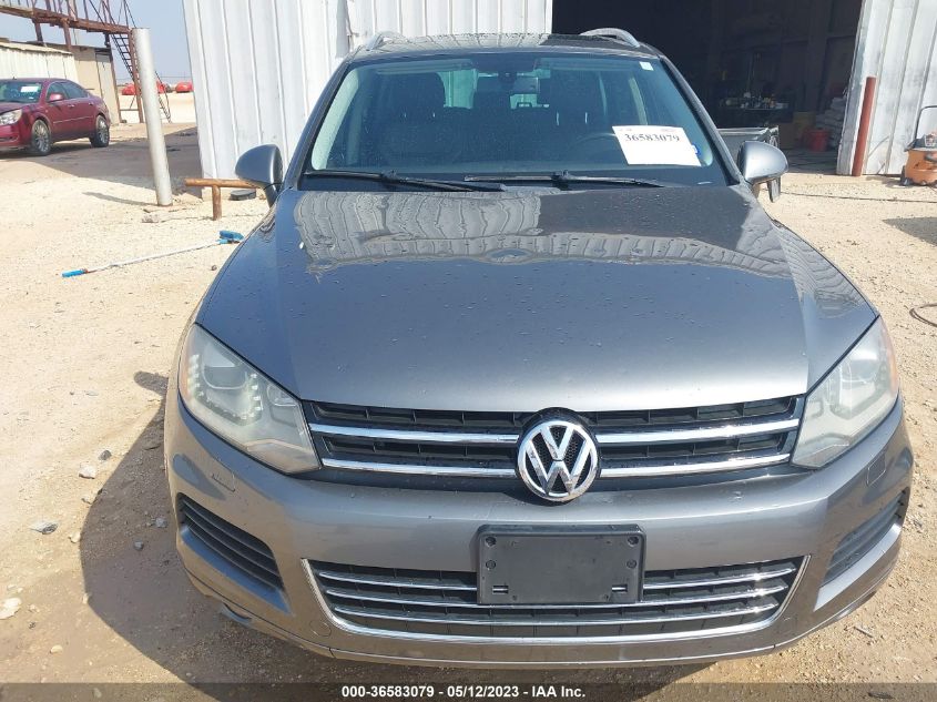 2014 VOLKSWAGEN TOUAREG LUX WVGEF9BP0ED009277