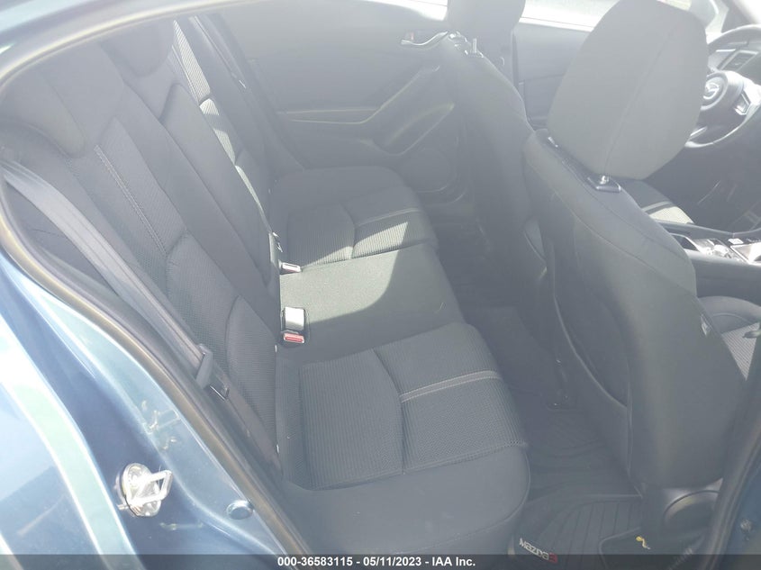 VIN 3MZBN1V75JM222468 2018 MAZDA MAZDA3 GS