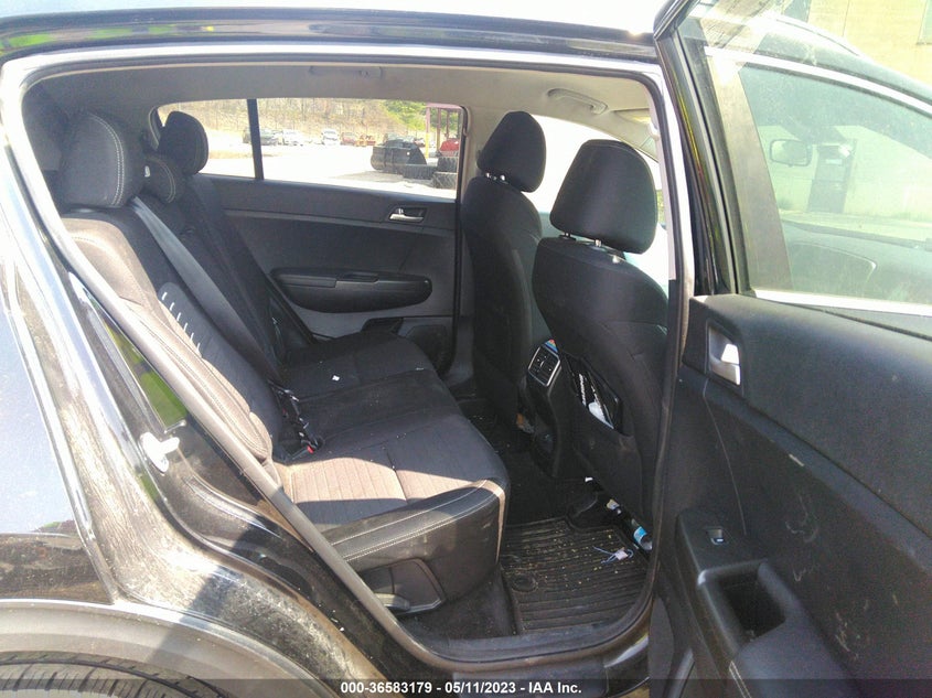 VIN KNDPMCAC4H7160916 2017 KIA SPORTAGE LX