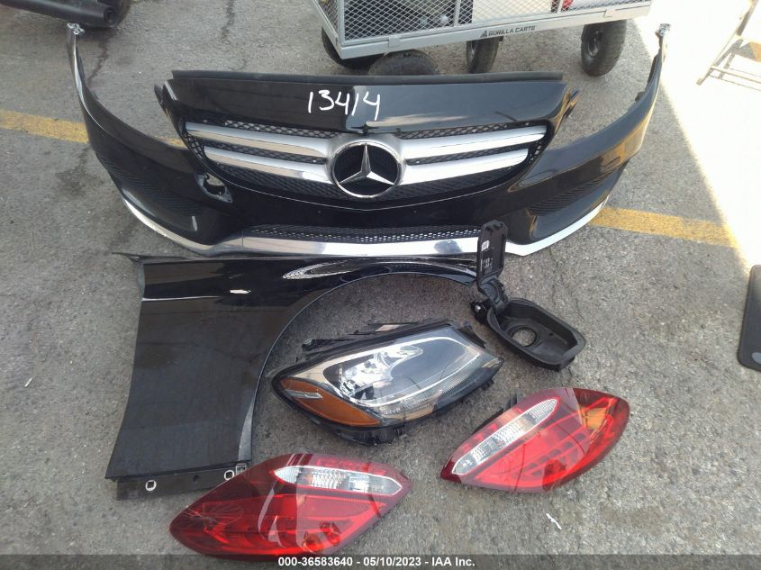 2016 MERCEDES-BENZ C-CLASS C 300 - 55SWF4JB2GU122031