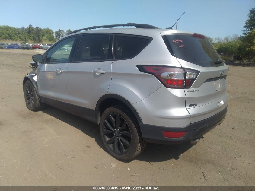 2017 FORD ESCAPE SE - 1FMCU9GD0HUD99765