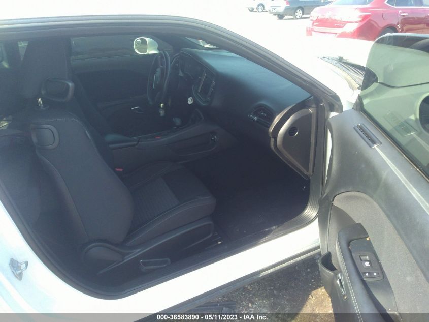 2019 DODGE CHALLENGER SXT - 2C3CDZAG1KH739611