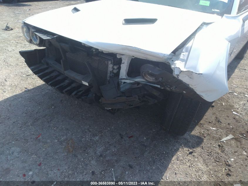 2019 DODGE CHALLENGER SXT - 2C3CDZAG1KH739611
