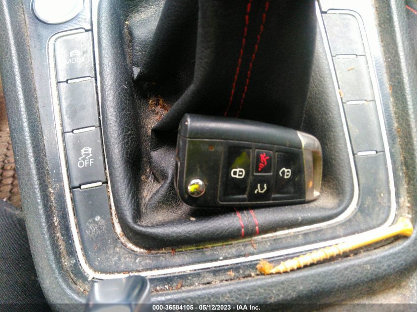 2016 VOLKSWAGEN GOLF GTI AUTOBAHN W - 3VW547AU6GM033562