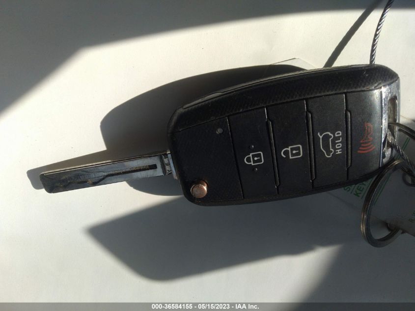 2018 KIA SOUL + - KNDJP3A59J7517785