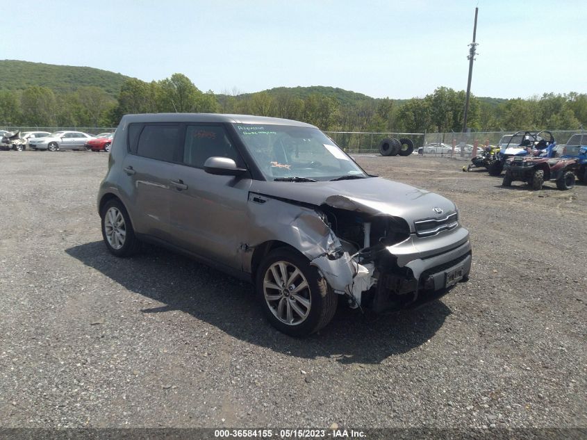 2018 KIA SOUL + - KNDJP3A59J7517785