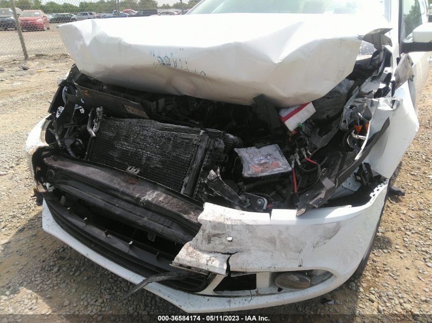2014 VOLKSWAGEN JETTA SEDAN SEL - 3VWL17AJ3EM324619