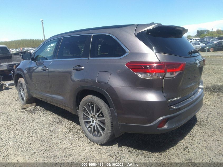 2017 TOYOTA HIGHLANDER SE - 5TDJZRFH2HS397361