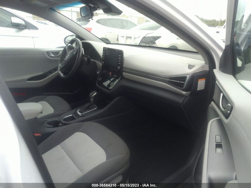 2020 HYUNDAI IONIQ HYBRID SE - KMHC75LC0LU195411
