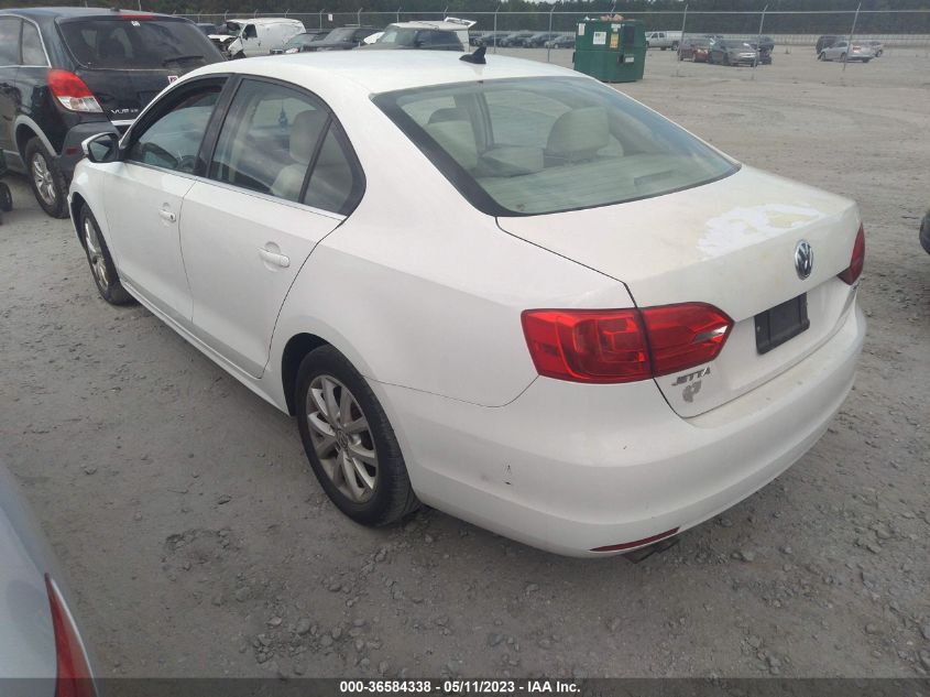 2013 VOLKSWAGEN JETTA SEDAN SE W/CONVENIENCE/SUNROOF - 3VWDP7AJXDM432575