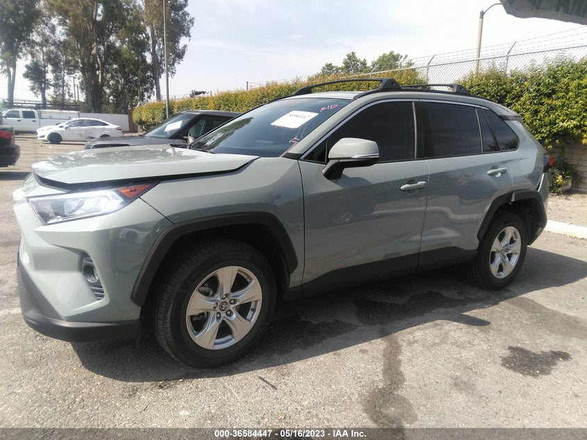 VIN 2T3W1RFV9KW003086 2019 TOYOTA RAV4 XLE