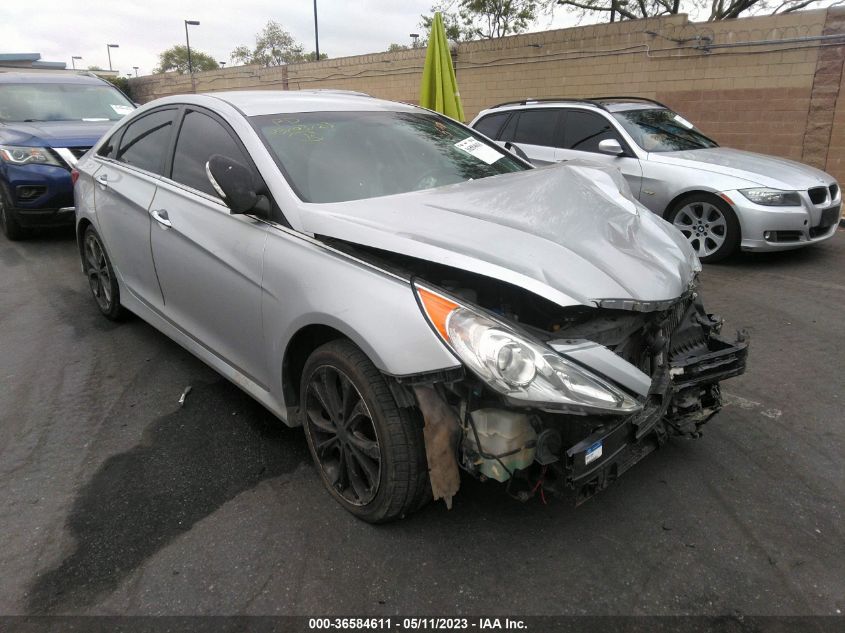 2014 HYUNDAI SONATA SE - 5NPEC4AB8EH893520