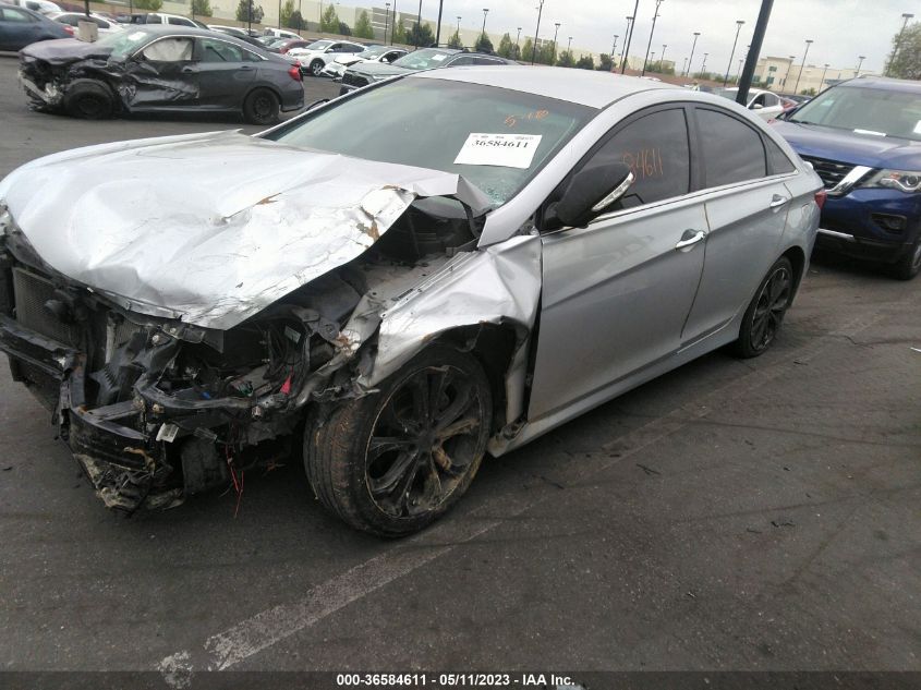 2014 HYUNDAI SONATA SE - 5NPEC4AB8EH893520