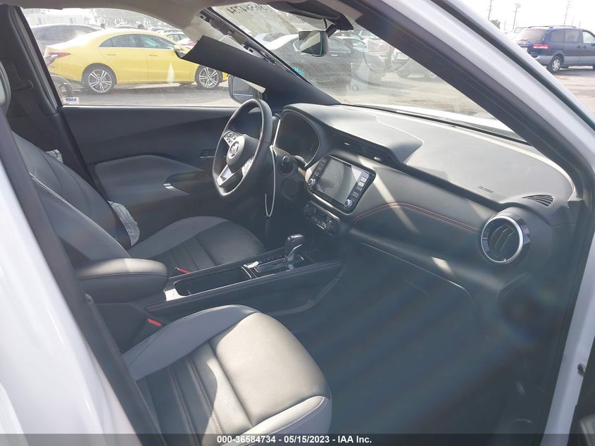 VIN 3N1CP5DV6ML490077 2021 NISSAN KICKS SR