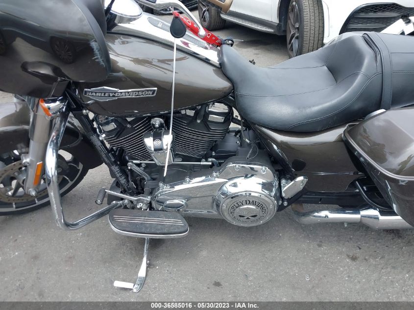 2021 HARLEY-DAVIDSON FLHX - 1HD1KBC21MB608576