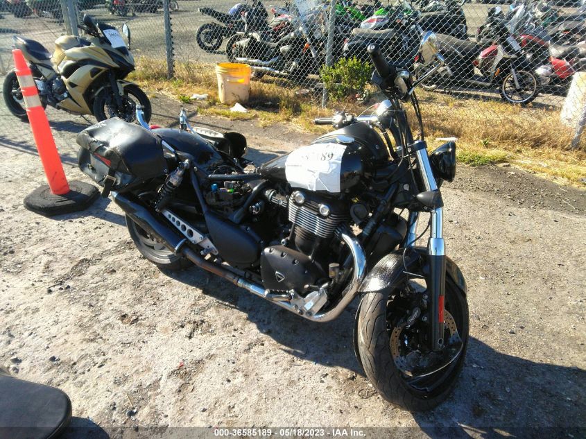 2011 TRIUMPH MOTORCYCLE THUNDERBIRD STORM - SMTB02WFXBJ488761