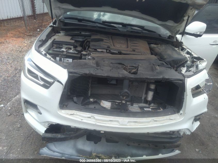 2018 INFINITI QX80 - JN8AZ2NE9J9193101