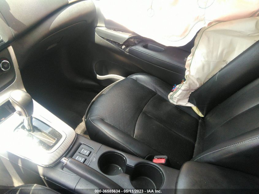 2015 NISSAN SENTRA SR - 3N1AB7AP9FY328019
