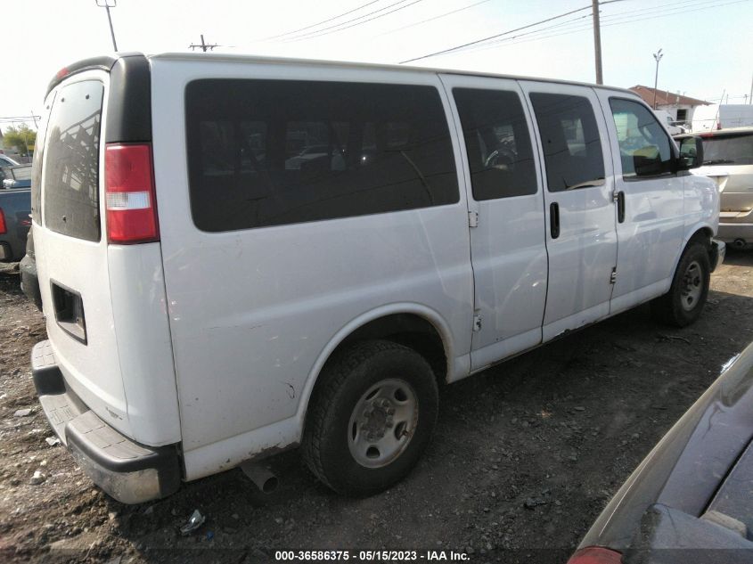 2017 CHEVROLET EXPRESS PASSENGER LT - 1GAWGFFG2H1335658