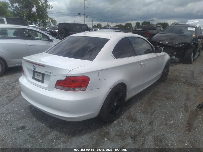 2013 BMW 1 SERIES 128I WBAUP7C54DVP25183