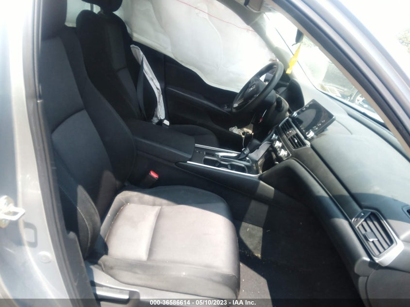 VIN 1HGCV1F12KA070926 2019 HONDA ACCORD SEDAN LX 1.5T