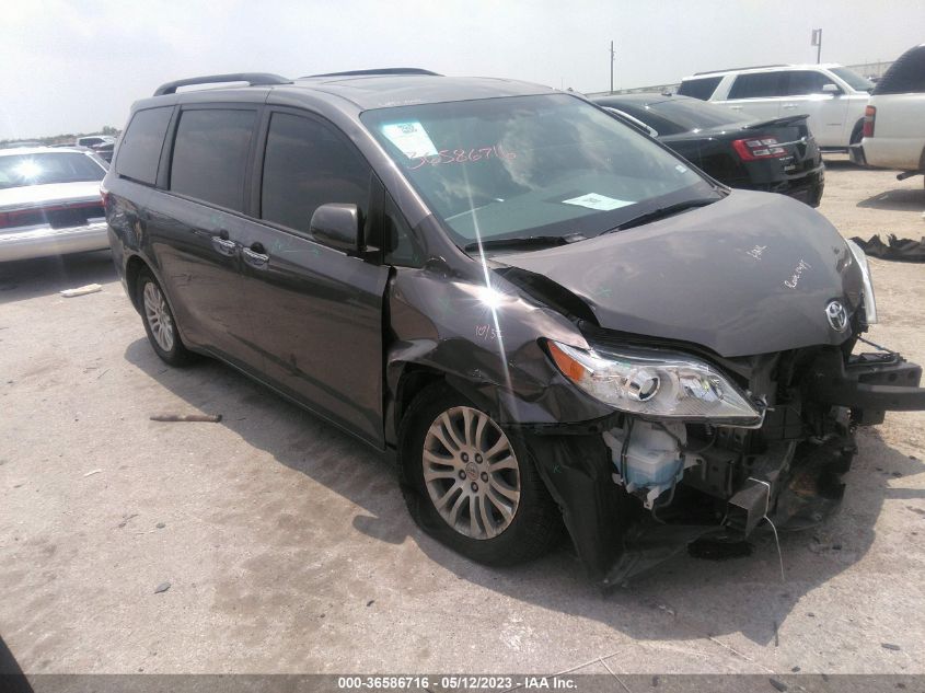 2016 TOYOTA SIENNA XLE - 5TDYK3DC7GS696379