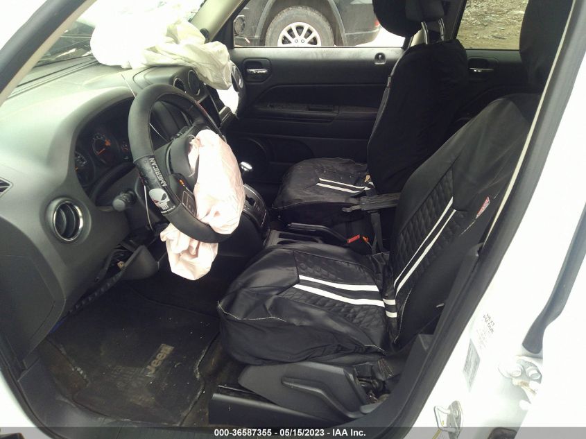 2016 JEEP PATRIOT LATITUDE - 1C4NJPFA2GD813676