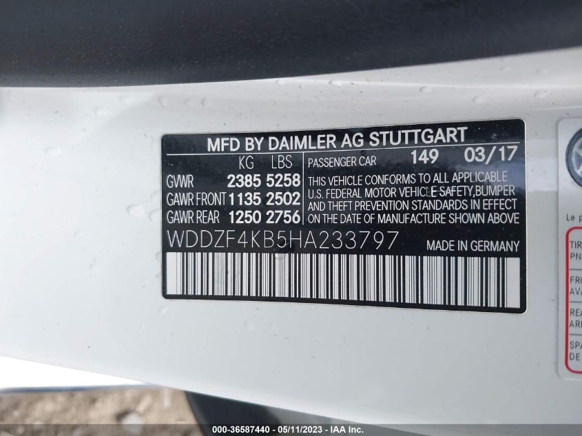 2017 MERCEDES-BENZ E-CLASS E 300 LUXURY - WDDZF4KB5HA233797