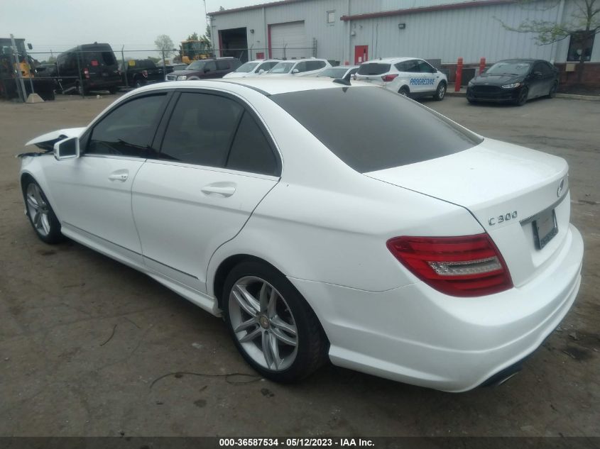 2013 MERCEDES-BENZ C-CLASS C 300 - WDDGF8AB0DR243522