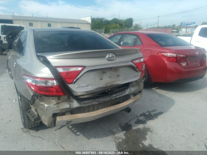 2015 TOYOTA CAMRY SE - 4T1BF1FK4FU061483